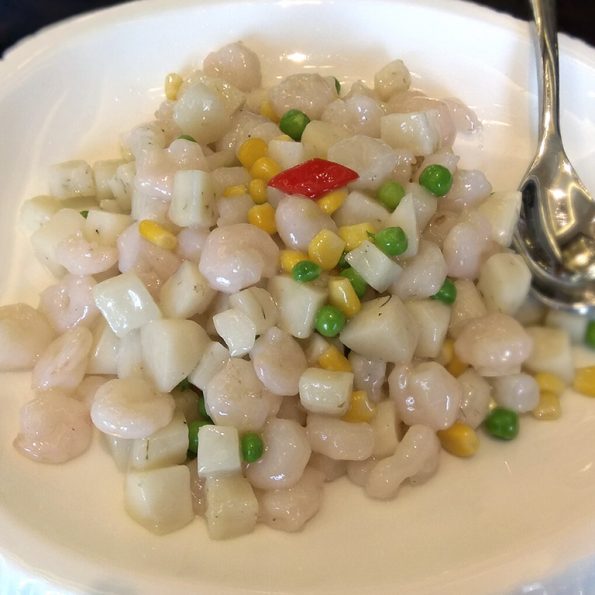 Ensalada de castañas de agua y gambas (1)